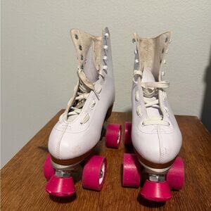 Chic White Skates with Pink Accents